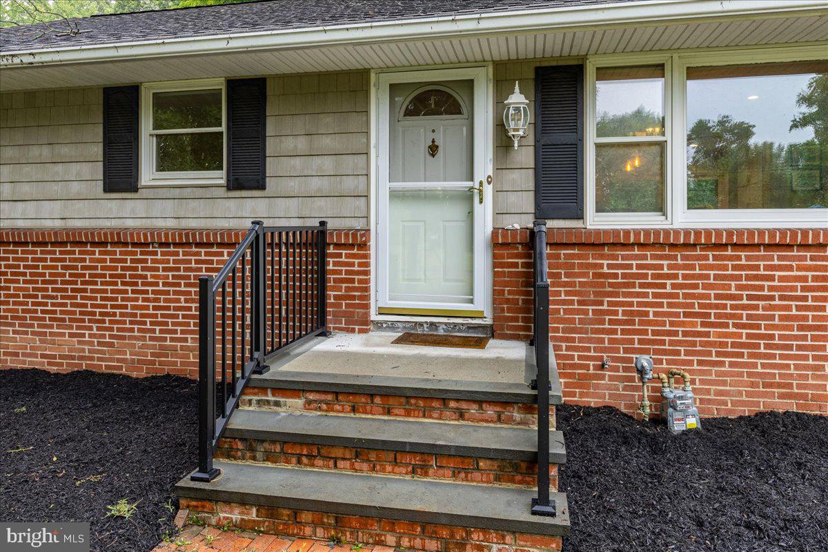 6 Blackfoot Road Pennington, NJ 08534 - Photo 4 of 30