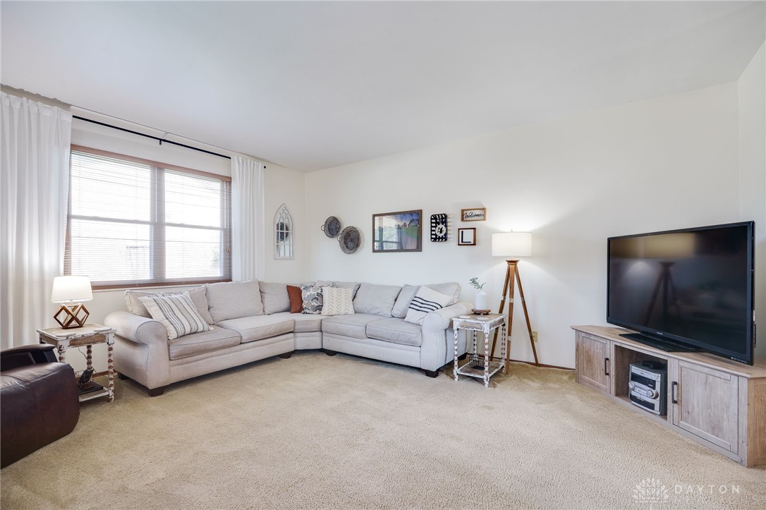 6938 Charlesgate Road Huber Heights, OH 45424 - Photo 11 of 35 Gallery Image 11