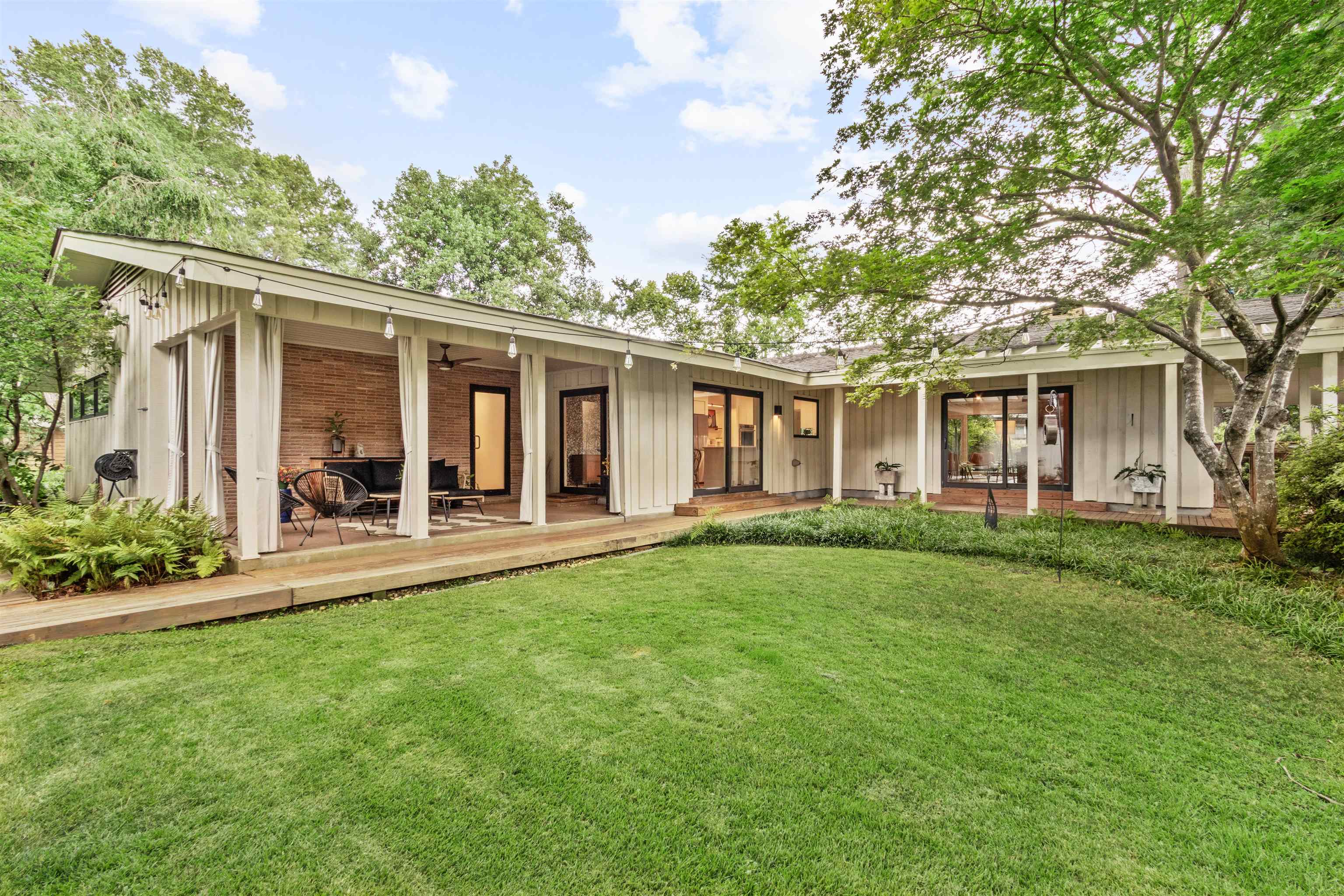 998 Fair Meadow Road Memphis, TN 38117 - Photo 30 of 40 Gallery Image 30