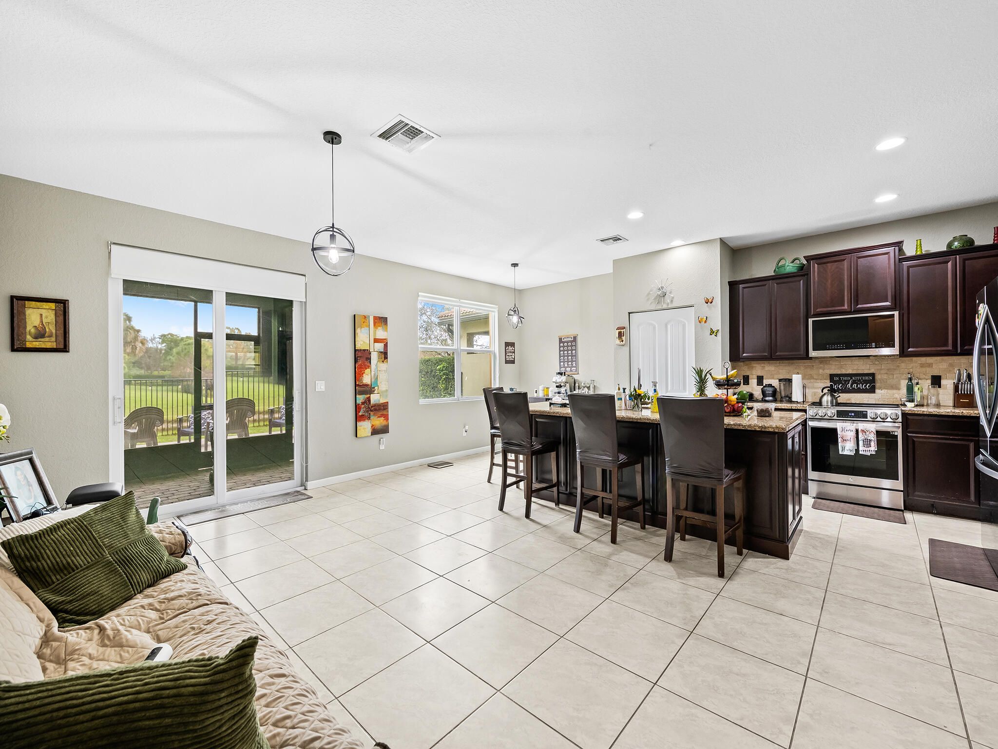 6830 Langdon Way Lake Worth, FL 33463 - Photo 15 of 36 DSC_1237