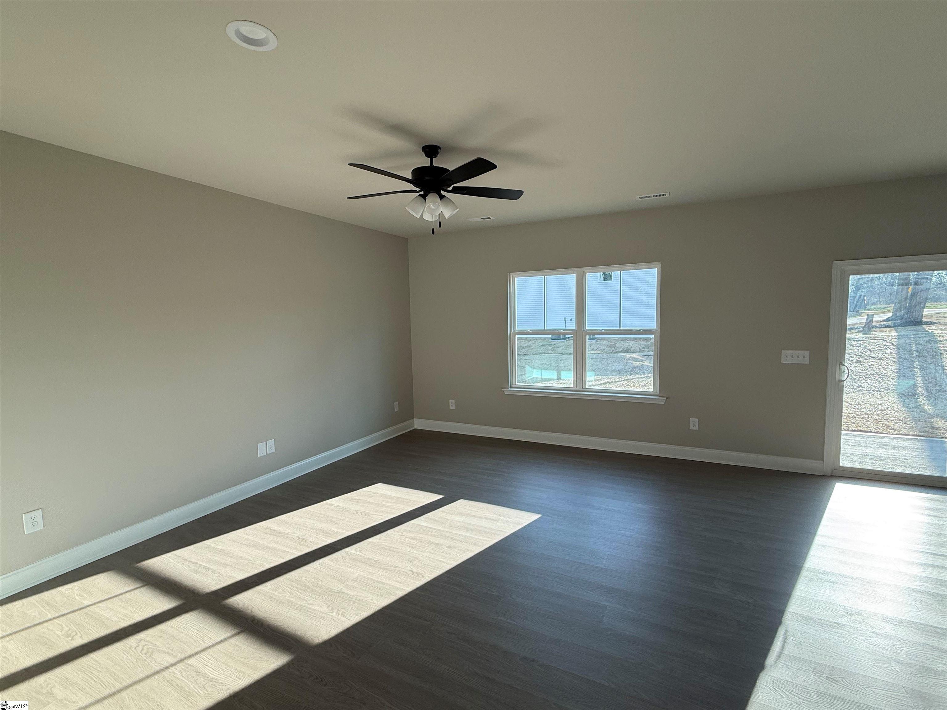 88 Wilson Street Greer, SC 29651 - Photo 5 of 23