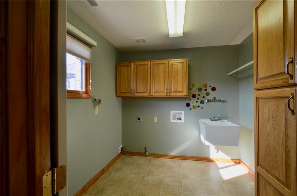 181 Bay Ridge Drive Pendleton, IN 46064 - Photo 13 of 22