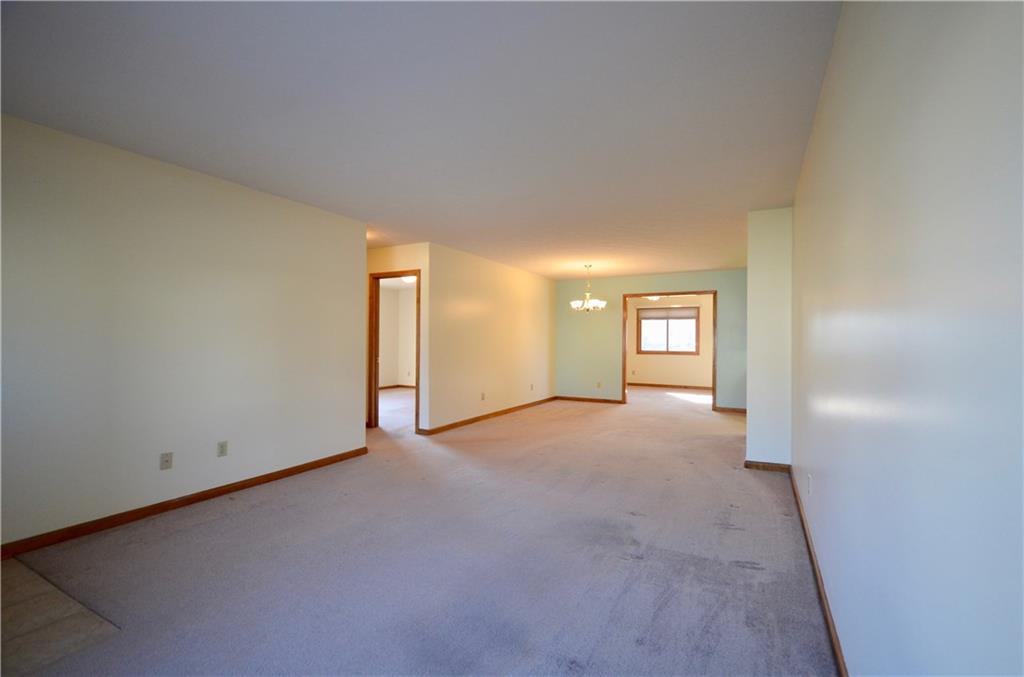 181 Bay Ridge Drive Pendleton, IN 46064 - Photo 5 of 22