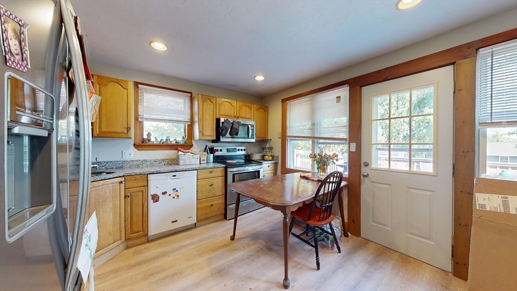 19-21 Bursley Road Weymouth, MA 02191 - Photo 14 of 21