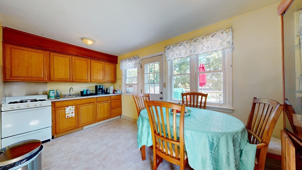 19-21 Bursley Road Weymouth, MA 02191 - Photo 2 of 21