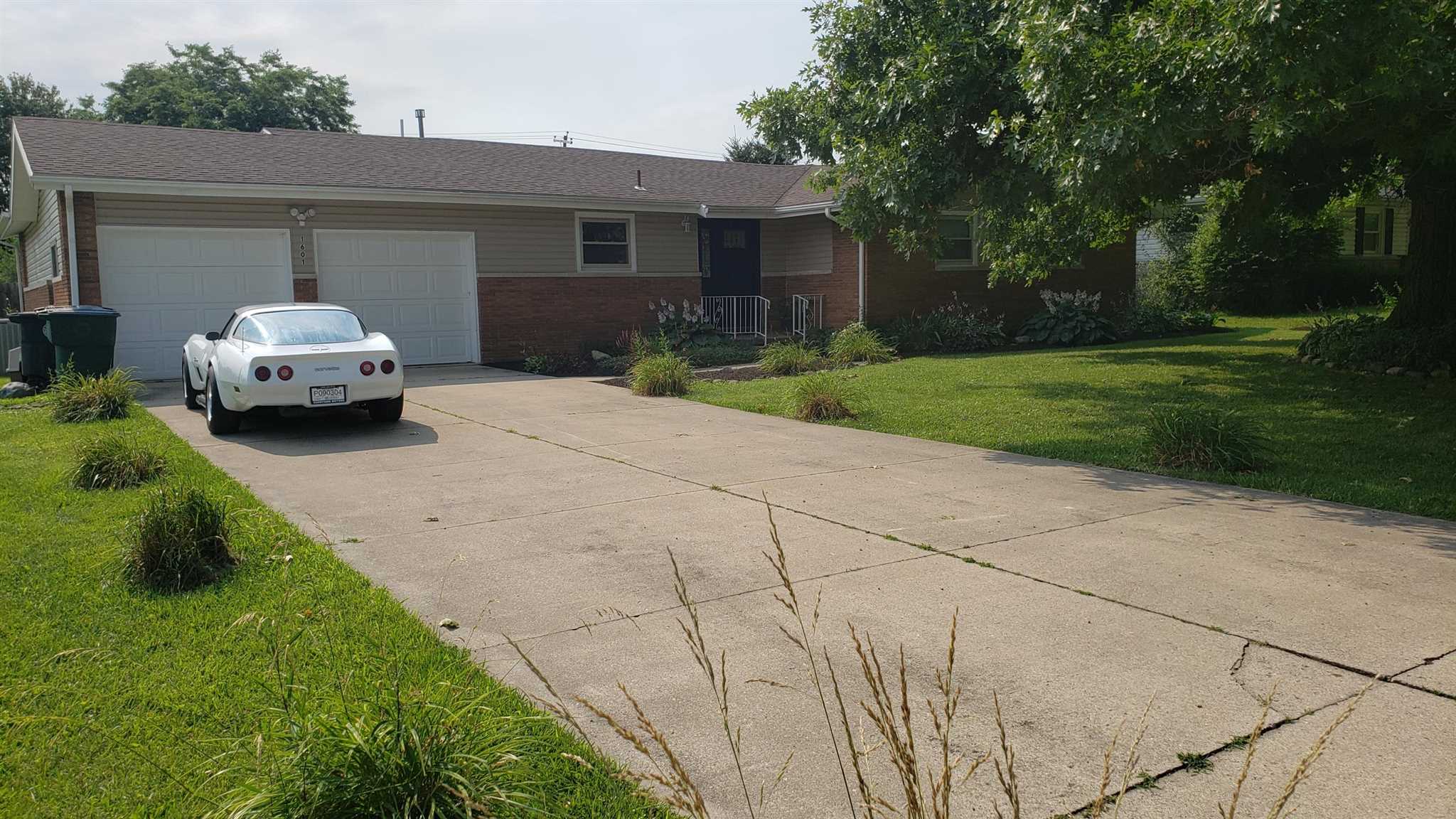 1601 North Riley Road Muncie, IN 47304 - Photo 1 of 36 Gallery Image 1