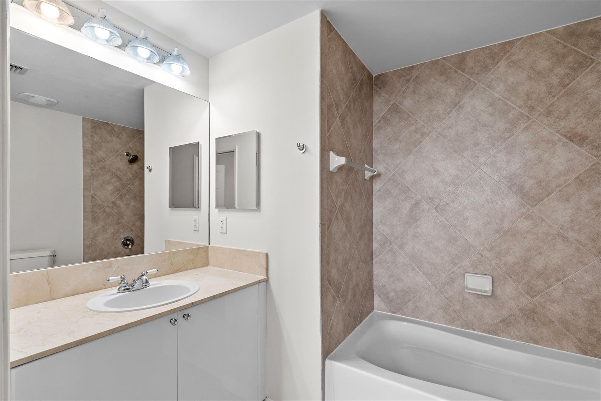 233 South Federal Highway, Unit 523 Boca Raton, FL 33432 - Photo 12 of 30 Photo 12