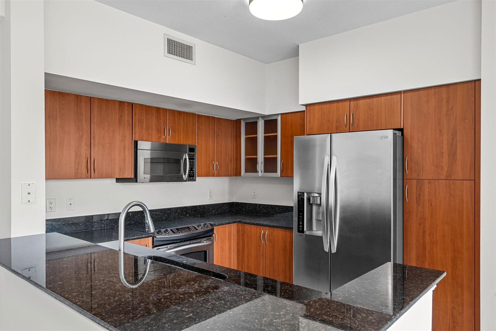 233 South Federal Highway, Unit 523 Boca Raton, FL 33432 - Photo 5 of 30 Photo 5