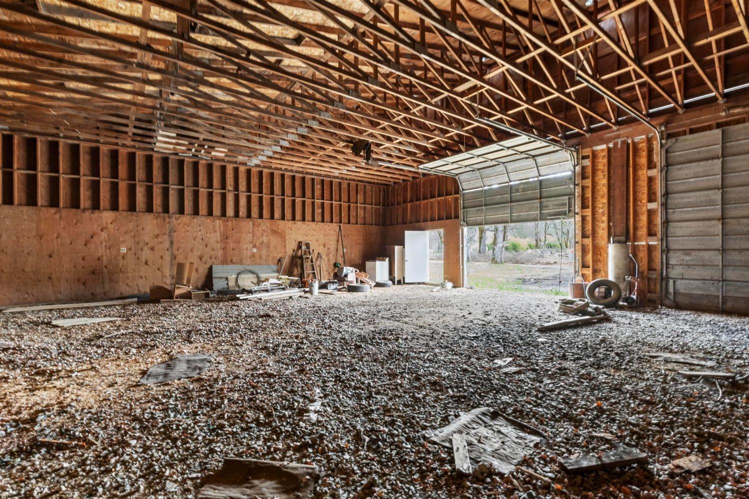 13312 Rices Crossing Road Oregon House, CA 95962 - Photo 10 of 17 a view of a backyard of a house