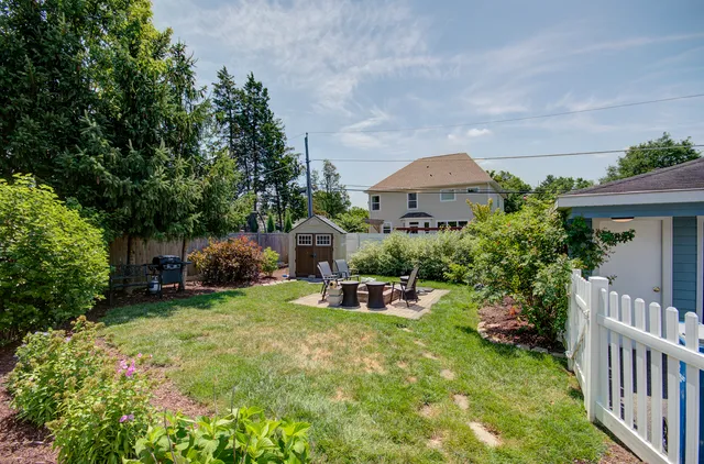 $3,650 | 501 Lincoln Avenue, Downers Grove, IL 60515