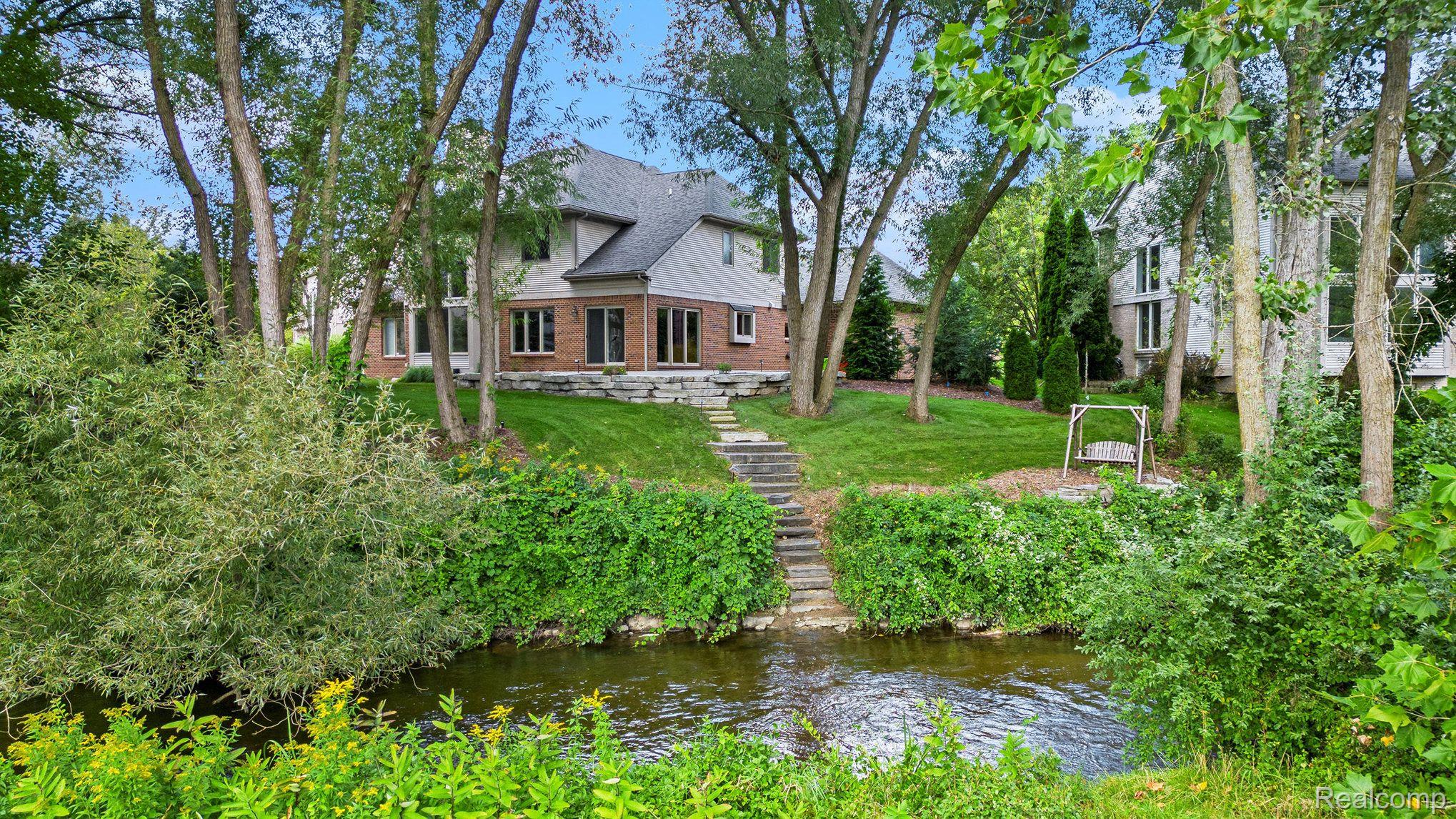 1460 Kentfield Drive Rochester, MI 48307 - Photo 38 of 46 Gallery Image 38