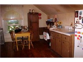 19 Ash Street Exeter, NH 03833 - Photo 6 of 9