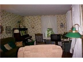 19 Ash Street Exeter, NH 03833 - Photo 7 of 9