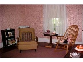 19 Ash Street Exeter, NH 03833 - Photo 8 of 9