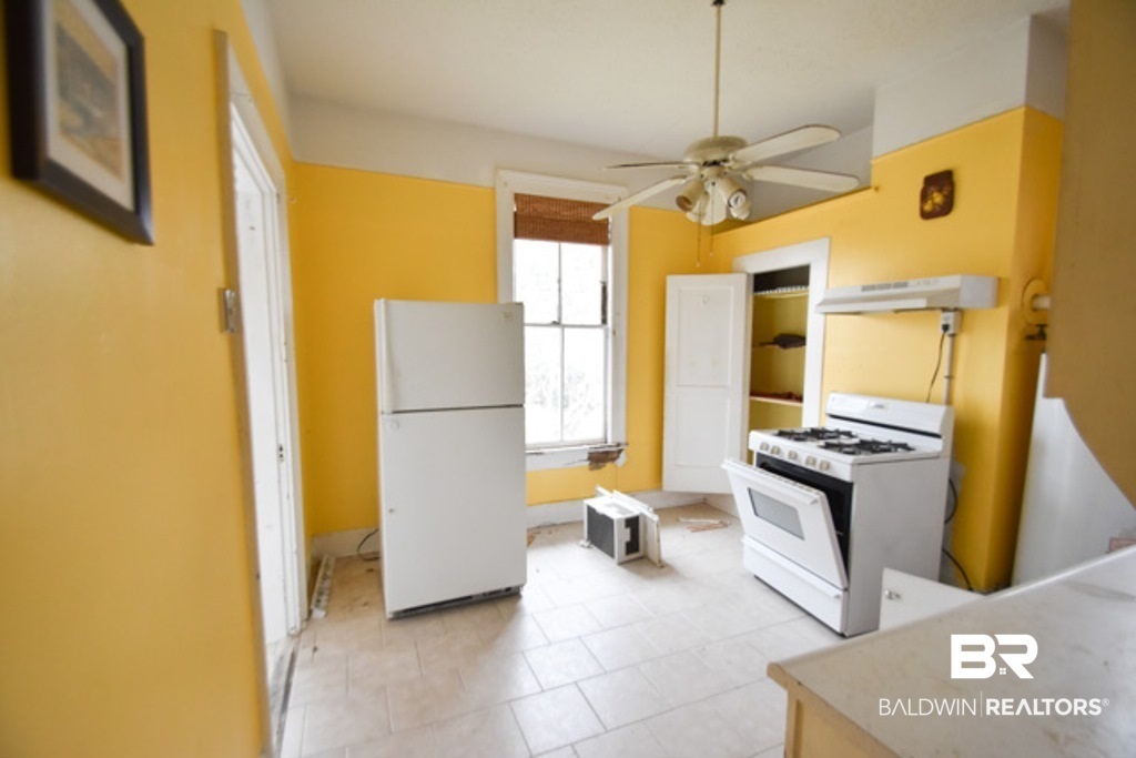 1755 Dauphin Street Mobile, AL 36604 - Photo 5 of 15