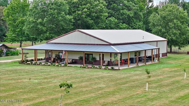 $675,000 | 120 Anse Reed Road, Magee, MS 39111