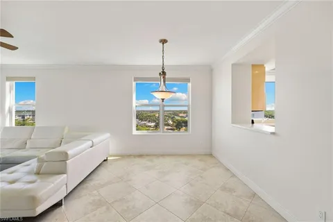 $935,000 | 420 Cove Tower Drive, Unit 804, Naples, FL 34110