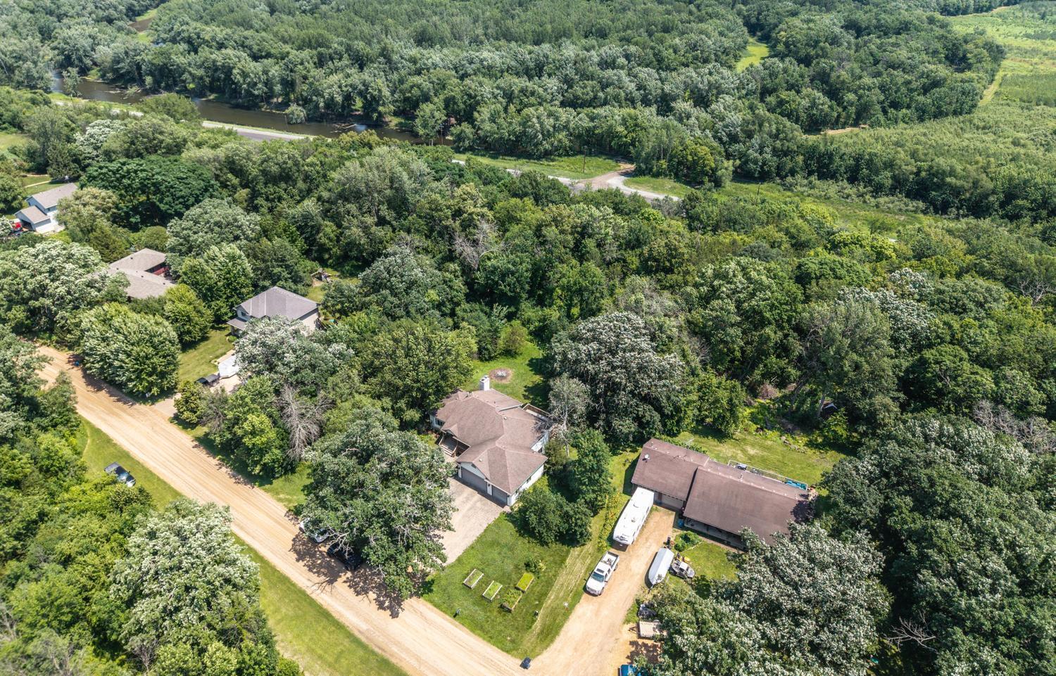 700 Ridge Road Henderson, MN 56044 - Photo 5 of 41
