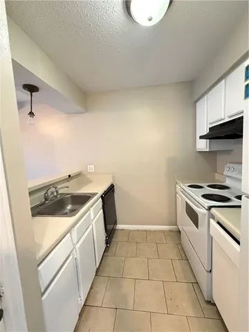 $1,100 | 125 East Antbies Street, Mandeville, LA 70448