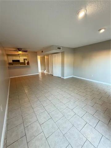 $1,100 | 125 East Antbies Street, Mandeville, LA 70448