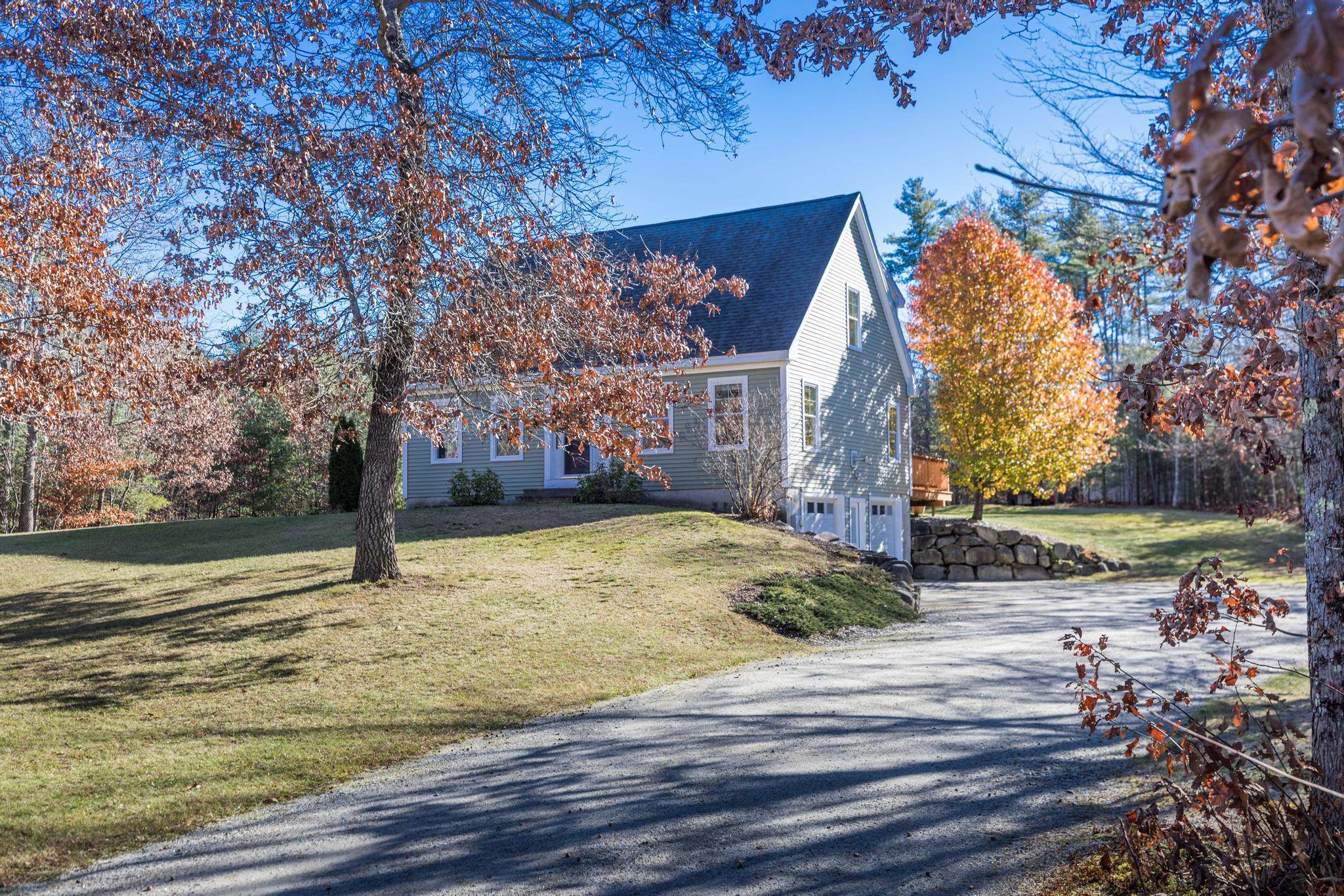 239 Ricker Road Loudon, NH 03307 - Photo 2 of 23