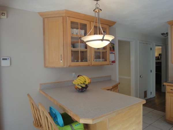 34 Gilmore Road Southborough, MA 01772 - Photo 5 of 20 Gallery Image 5