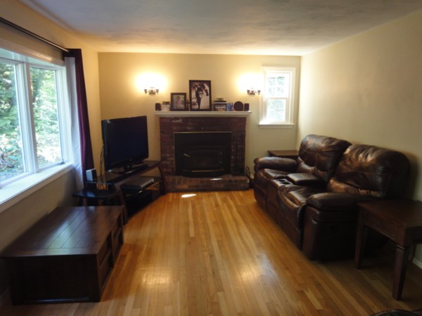 34 Gilmore Road Southborough, MA 01772 - Photo 7 of 20 Gallery Image 7