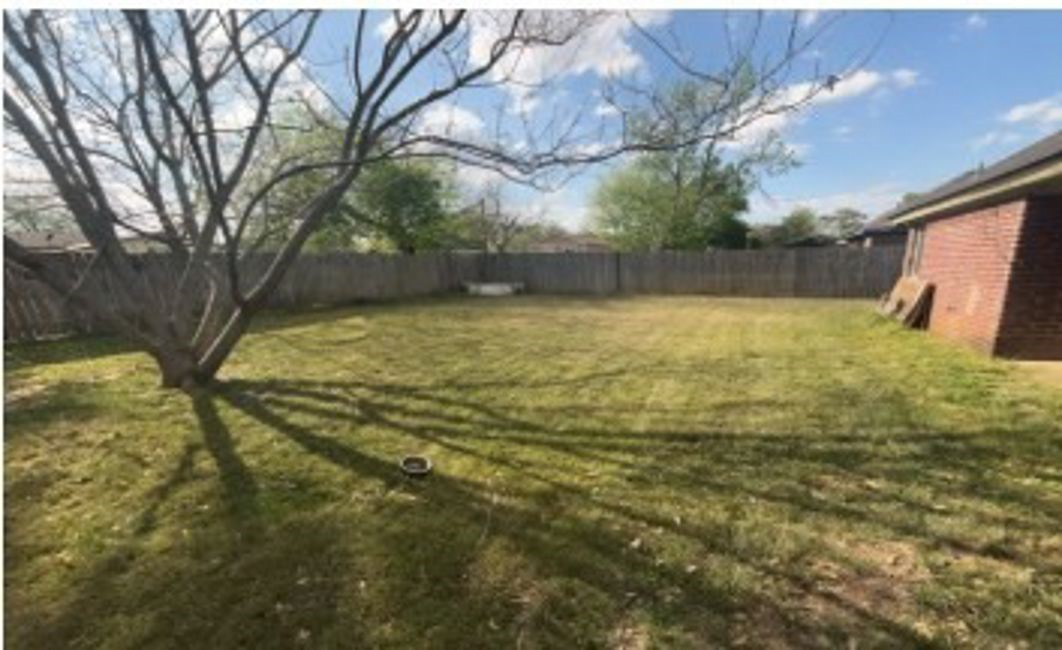 635 Yegua Street Lexington, TX 78947 - Photo 3 of 7