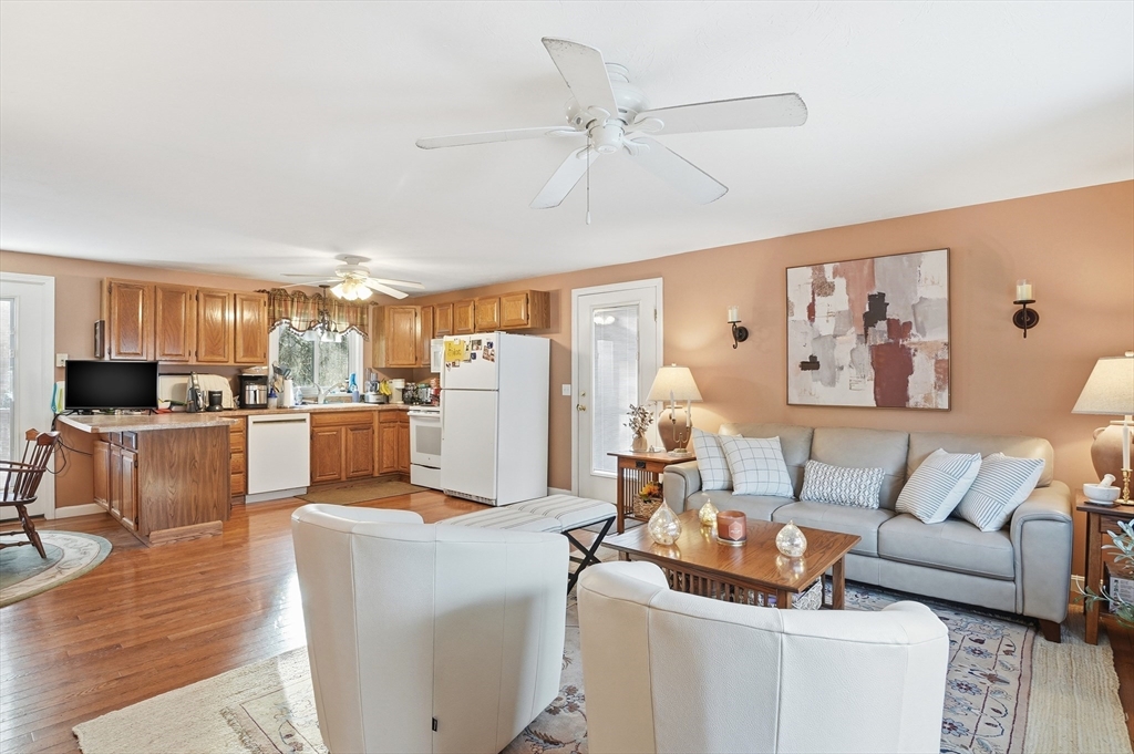 20 Fernwood Drive Rutland, MA 01543 - Photo 5 of 30