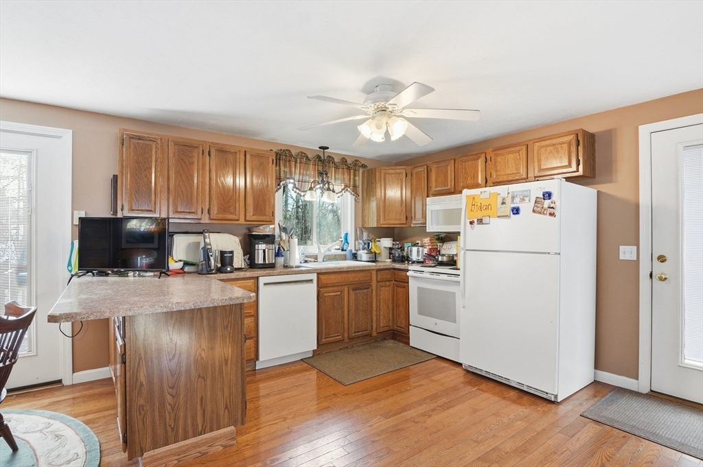 20 Fernwood Drive Rutland, MA 01543 - Photo 7 of 30