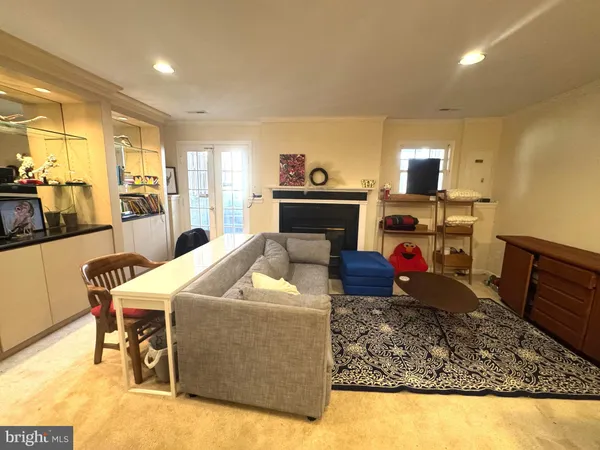 $3,400 | 8732 Stone Hill Place, Springfield, VA 22153