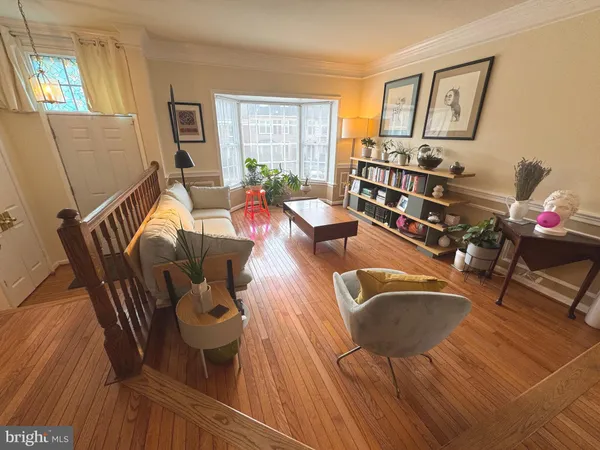 $3,400 | 8732 Stone Hill Place, Springfield, VA 22153