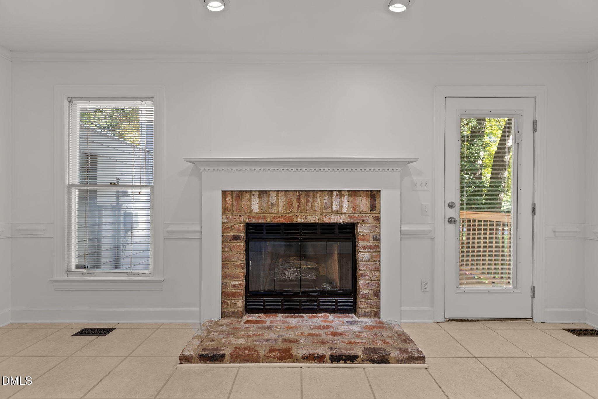 143 Hedgerow Court Cary, NC 27513 - Photo 16 of 38 32-web-or-mls-2N6A0995