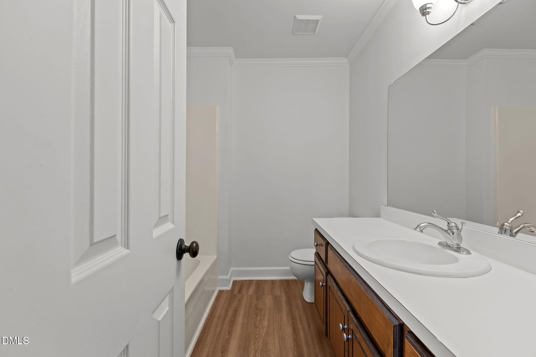 143 Hedgerow Court Cary, NC 27513 - Photo 20 of 38 7-web-or-mls-2N6A0924