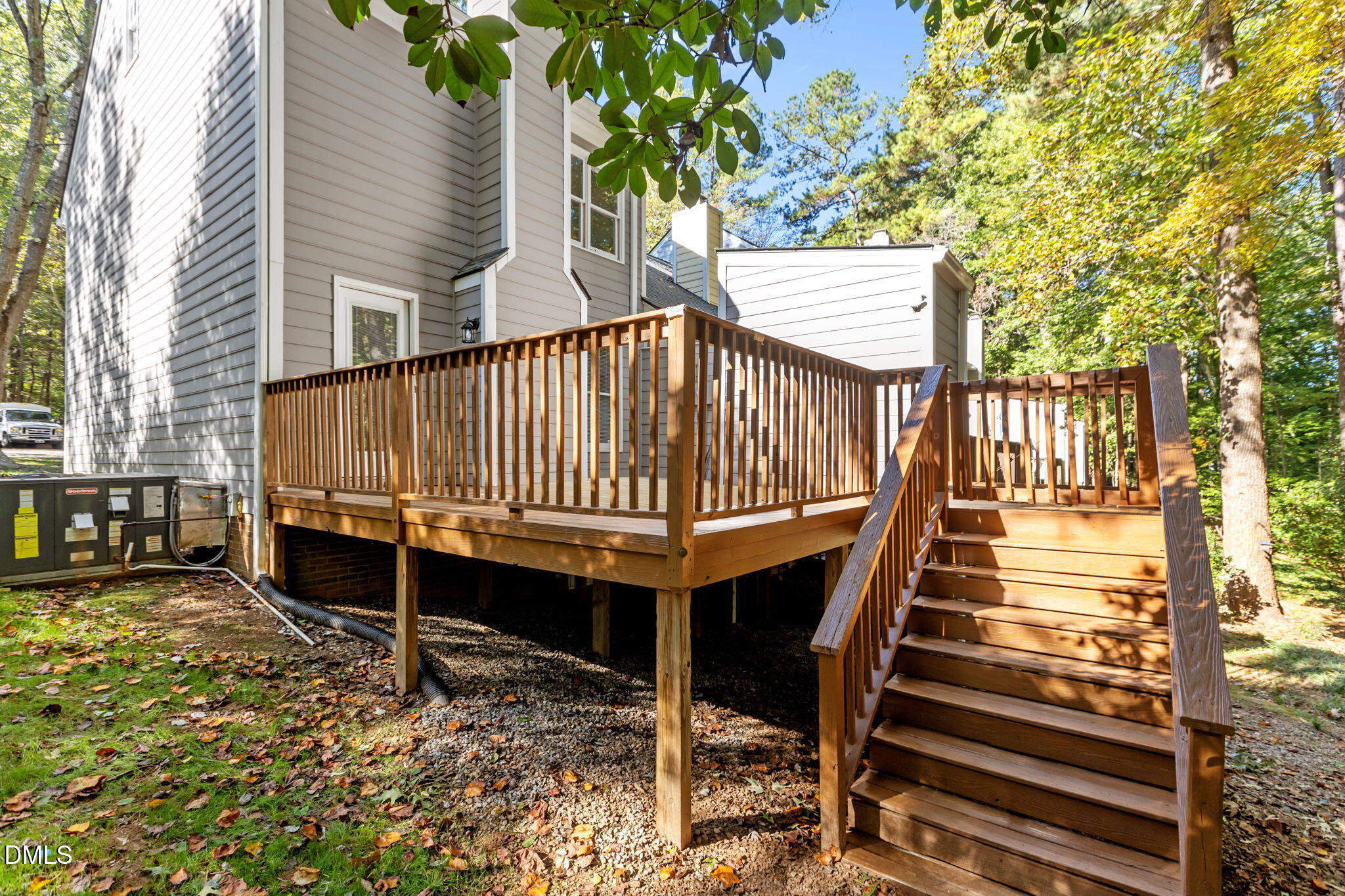 143 Hedgerow Court Cary, NC 27513 - Photo 31 of 38 143 19-web-or-mls-61-print-2N6A1003_1