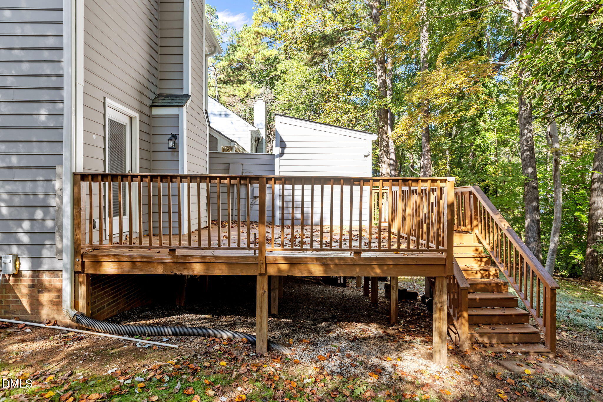 143 Hedgerow Court Cary, NC 27513 - Photo 5 of 38 33-web-or-mls-2N6A0999