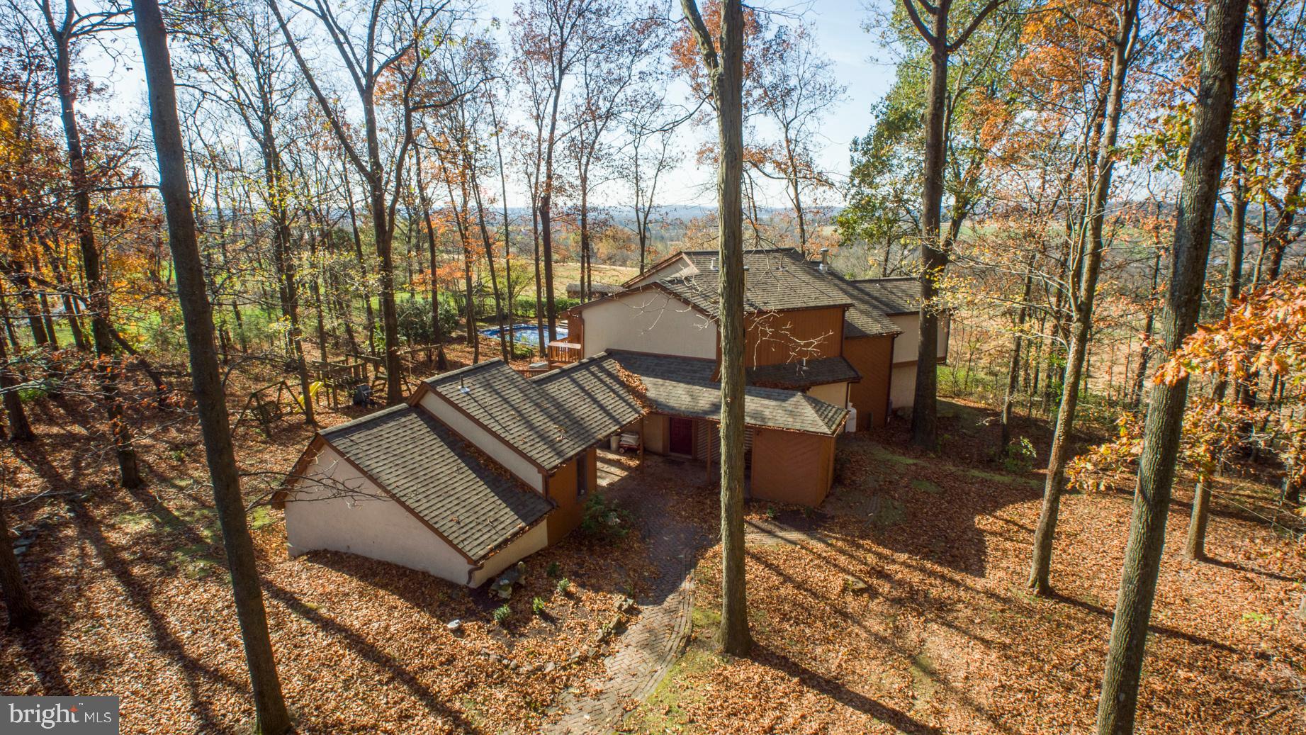 202 Green Hill Road Barto, PA 19504 - Photo 2 of 37