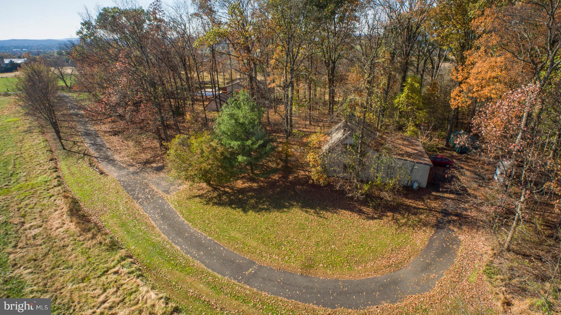 202 Green Hill Road Barto, PA 19504 - Photo 5 of 37