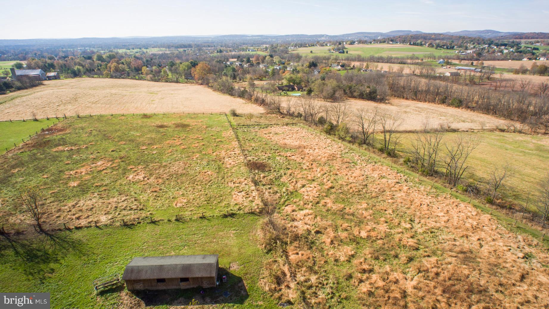 202 Green Hill Road Barto, PA 19504 - Photo 9 of 37