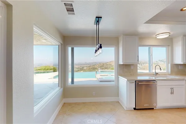 $1,950,000 | 5719 East West View Drive, Orange, CA 92869