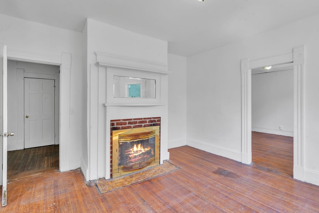 55 Mapledell Street Springfield, MA 01109 - Photo 9 of 42 Gallery Image 9