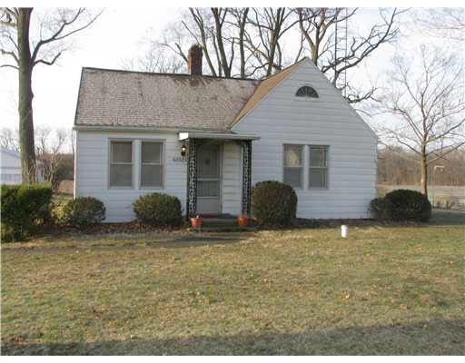 25242 Edison Road South Bend, IN 46628 - Photo 1 of 9