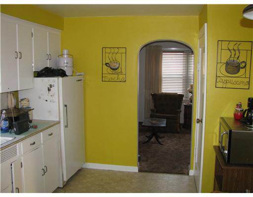 25242 Edison Road South Bend, IN 46628 - Photo 5 of 9