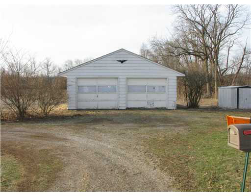 25242 Edison Road South Bend, IN 46628 - Photo 7 of 9