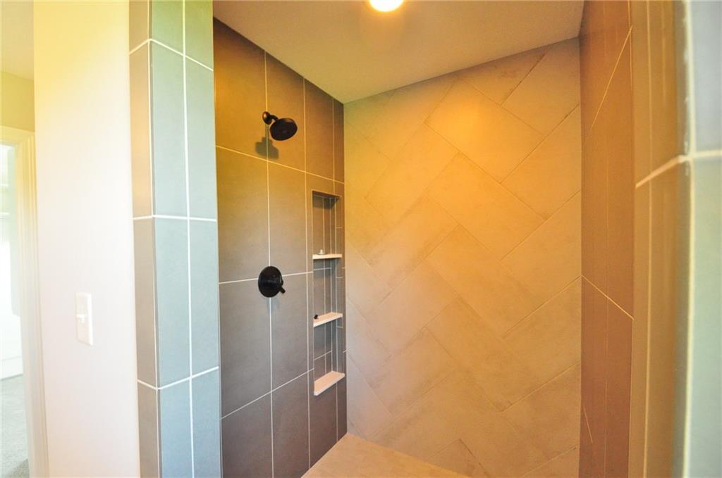 7650 Knapp Road Indianapolis, IN 46259 - Photo 13 of 22 Gallery Image 13