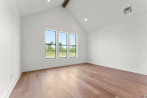 $779,900 | 9053 Hillon Hood Road, Denham Springs, LA 70726