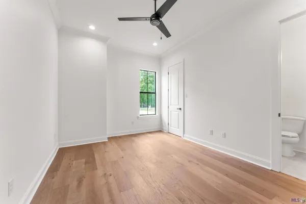 $779,900 | 9053 Hillon Hood Road, Denham Springs, LA 70726