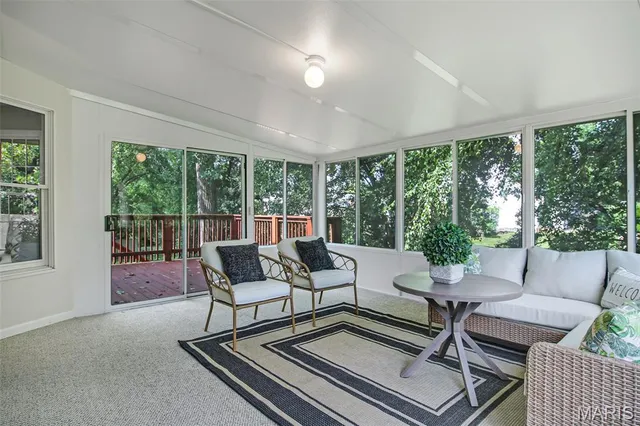 $320,000 | 116 Dunwoody Drive, Glen Carbon, IL 62034