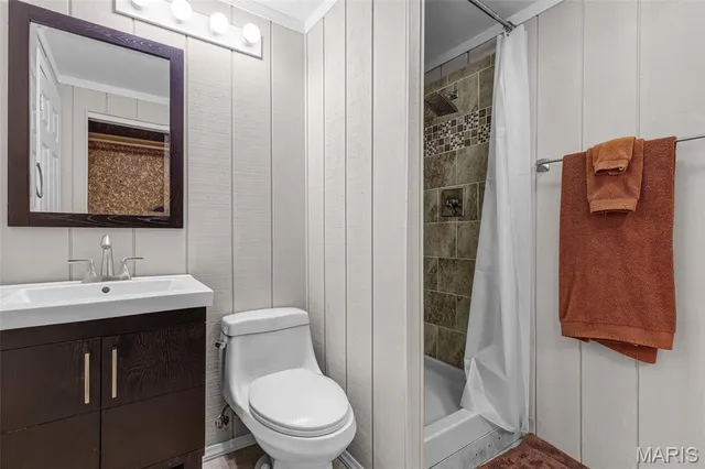 $320,000 | 116 Dunwoody Drive, Glen Carbon, IL 62034