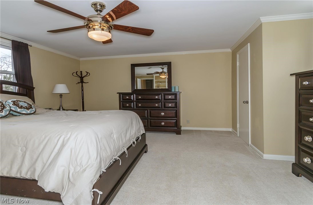 1143 Brainard Road Lyndhurst, OH 44124 - Photo 7 of 35 Master bedroom 16x15 with 2 closets.